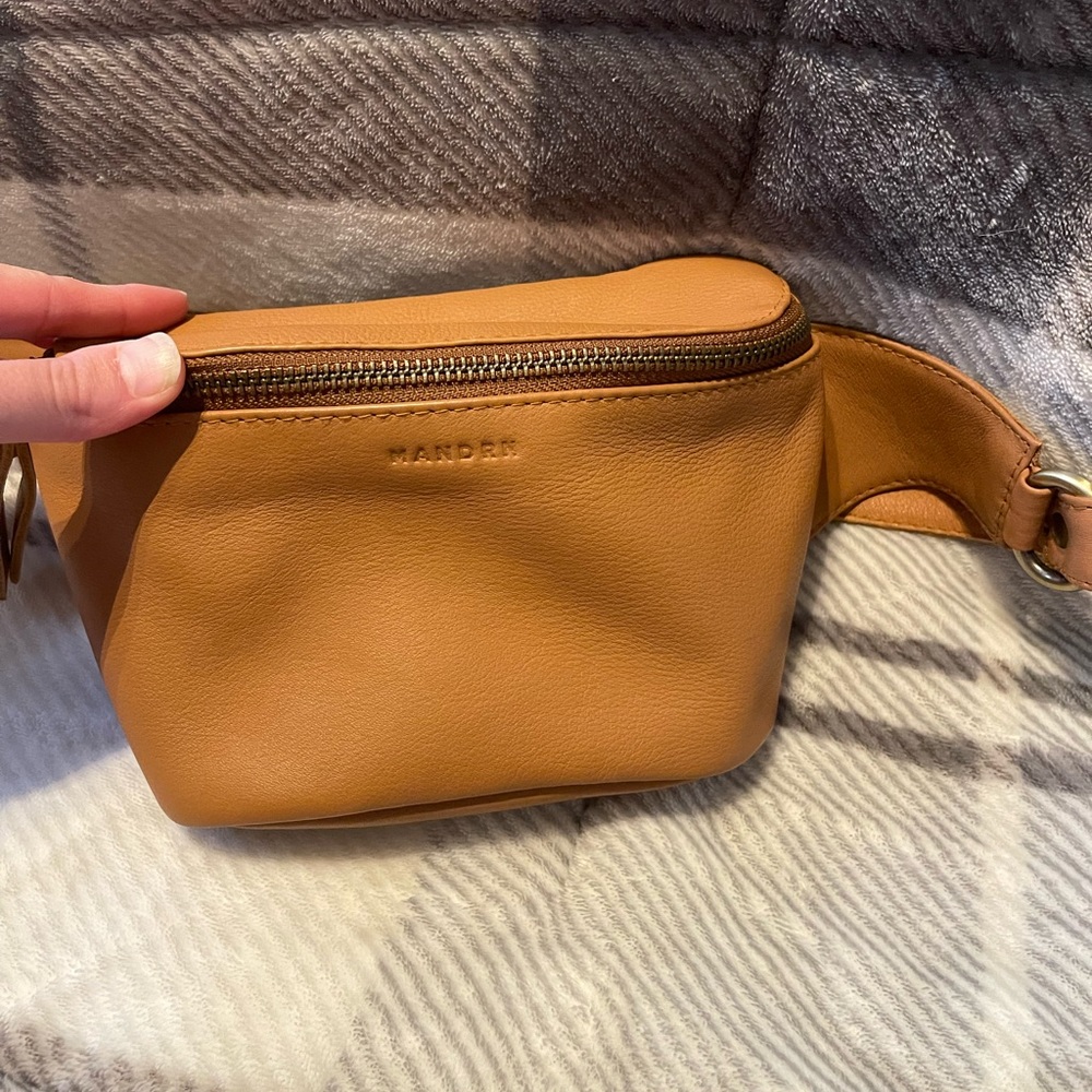 Mandrn Remy Leather Fanny Pack Belt Bag